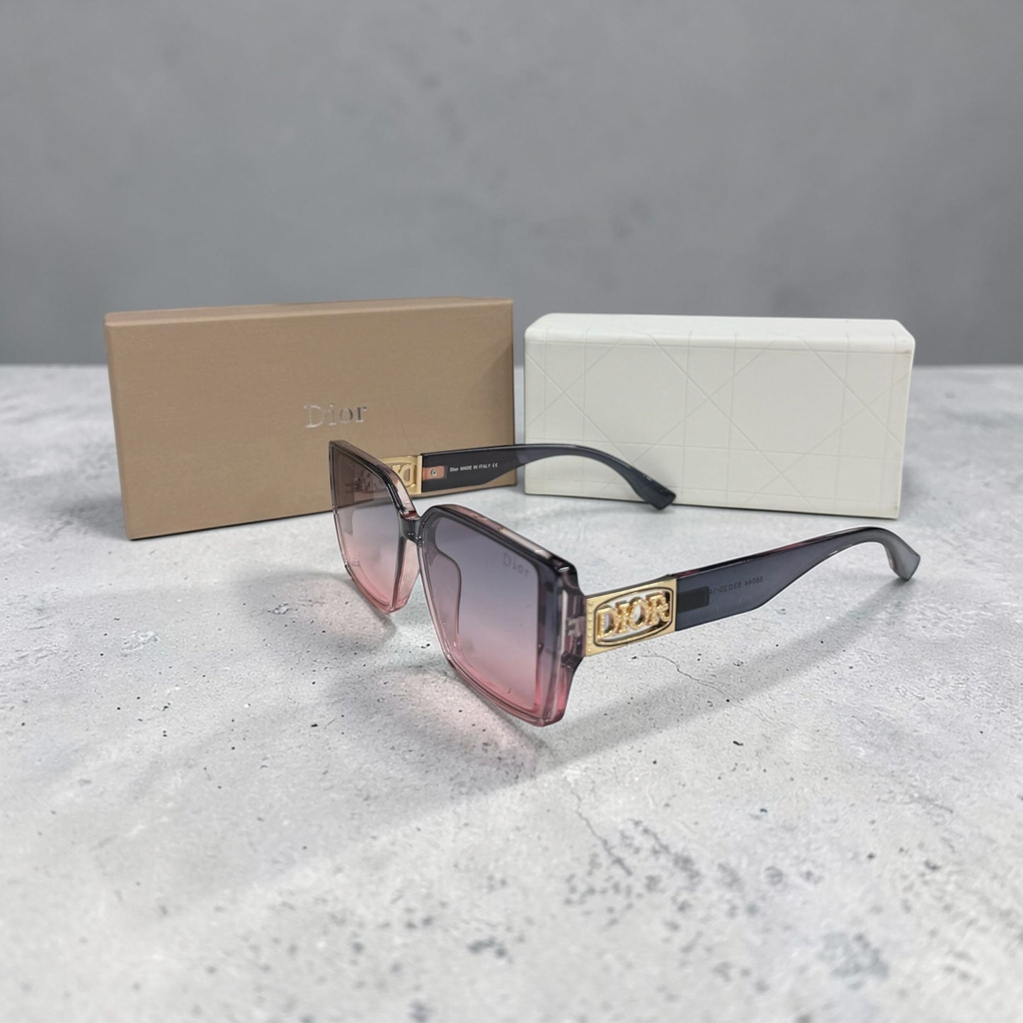 Premium Quality Glasses available in Uk £32