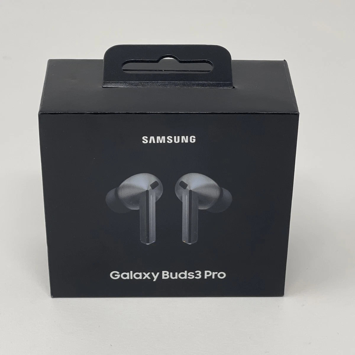 Galaxy Buds 3 Pro SM-R630 Silver Brand New Sealed Color - Black & White available in Uk £20 and Usa 20$